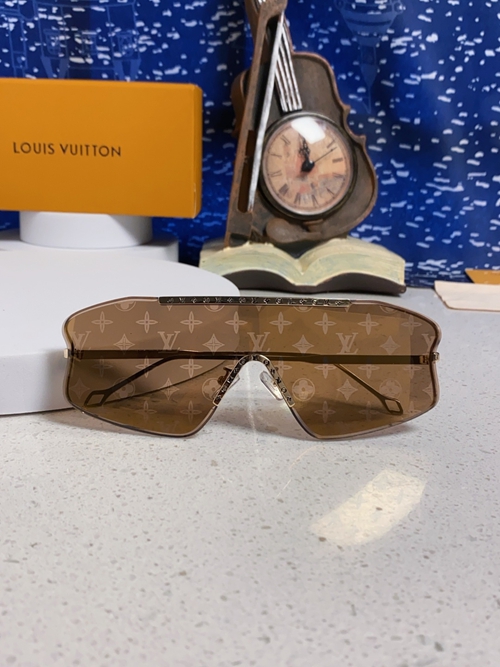 ルイヴィトンサングラス着用イメージ